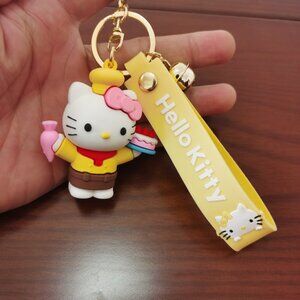 NO.323 Hello Kitty Baker keychain